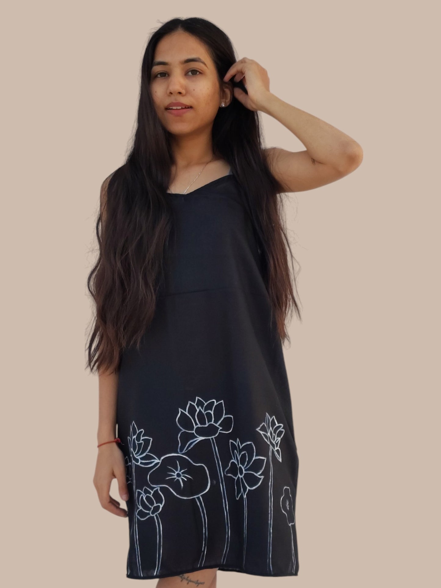 BLACK AND WHITE SHIRT DRESS